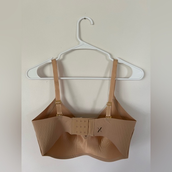Knix Wingwoman Tan Bra Size 6 - Picture 8 of 10